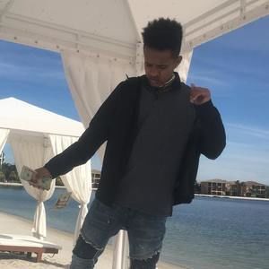 Meet your Posher, Andrew